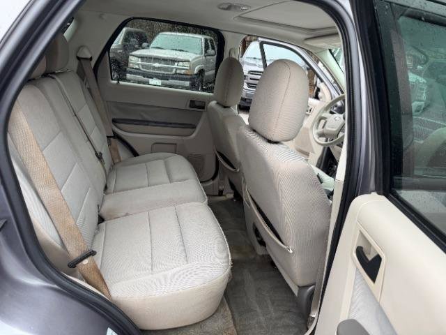 Used 2010 Ford Escape XLT FWD image 32