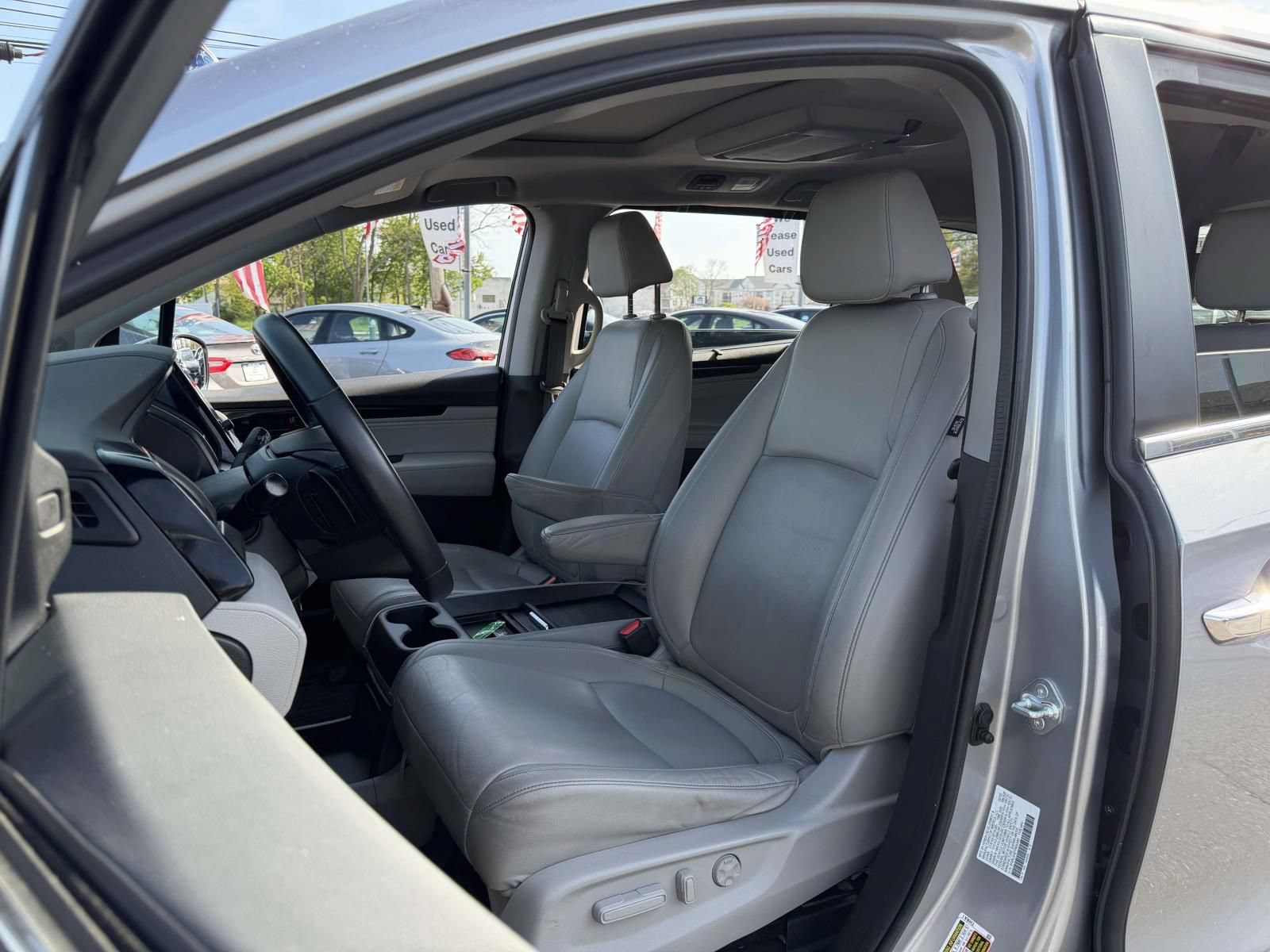 Used 2023 Honda Odyssey Touring image 27