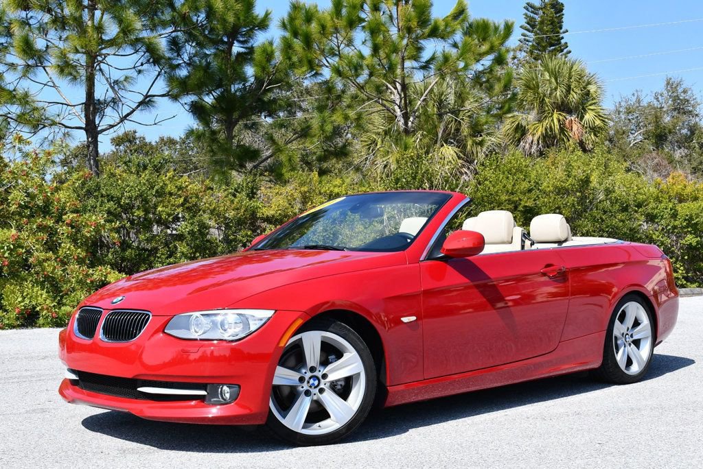 Used 2011 BMW 328i Convertible image 20