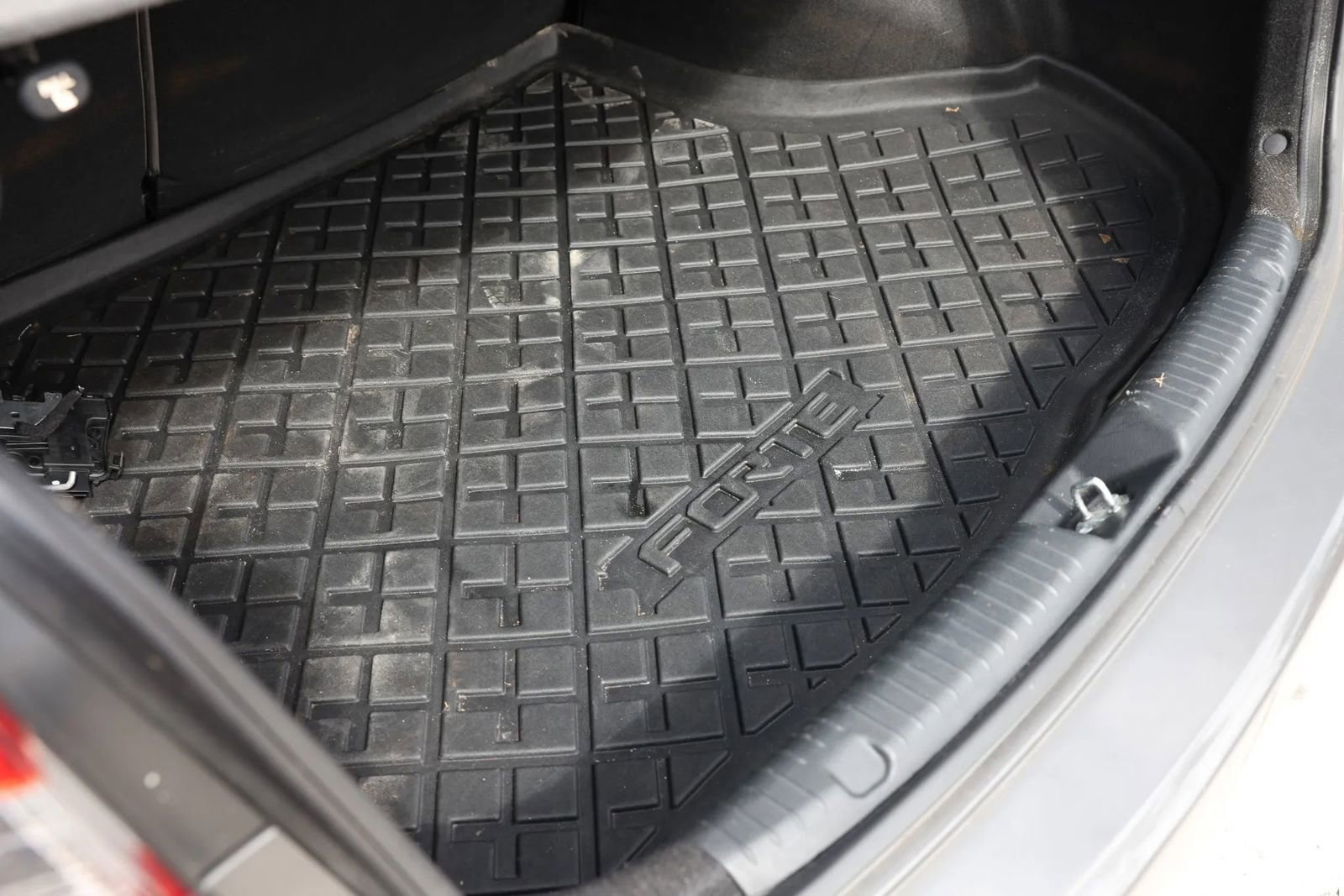 Used 2014 Kia Forte EX w/ Premium Package image 22