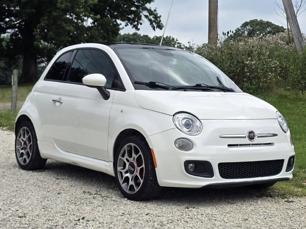 Used 2015 FIAT 500 Sport w/ Comfort/Convenience Group FWD image 7