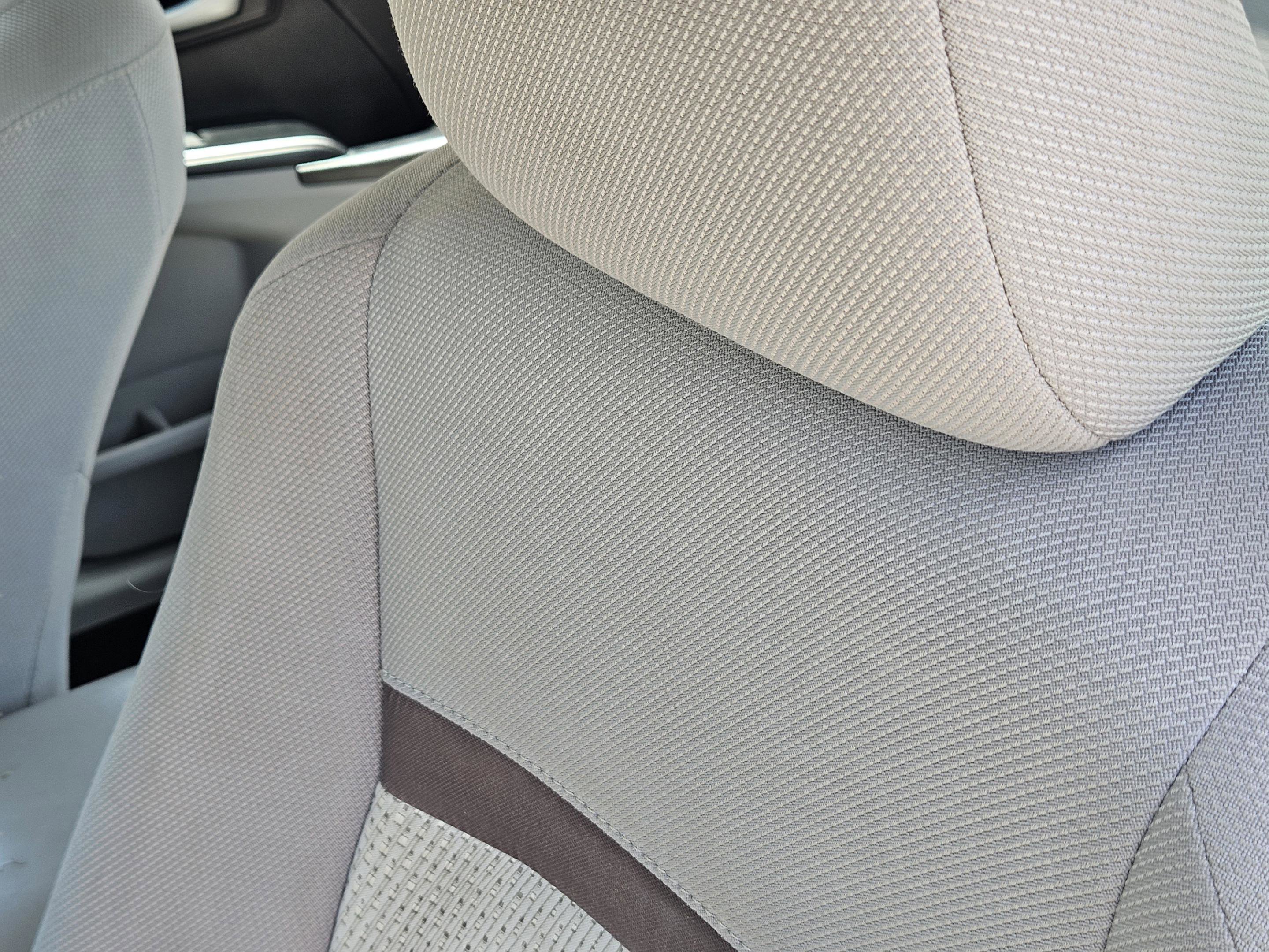Used 2014 Toyota Camry L FWD image 7