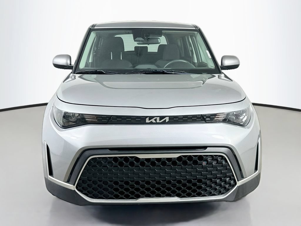 Used 2023 Kia Soul LX FWD video 2