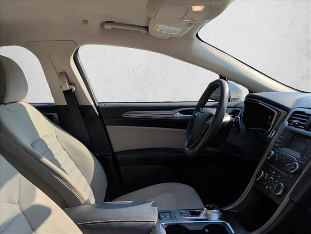 Used 2018 Ford Fusion S FWD image 27