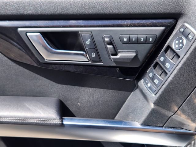 Used 2014 Mercedes-Benz GLK 350 4MATIC image 11
