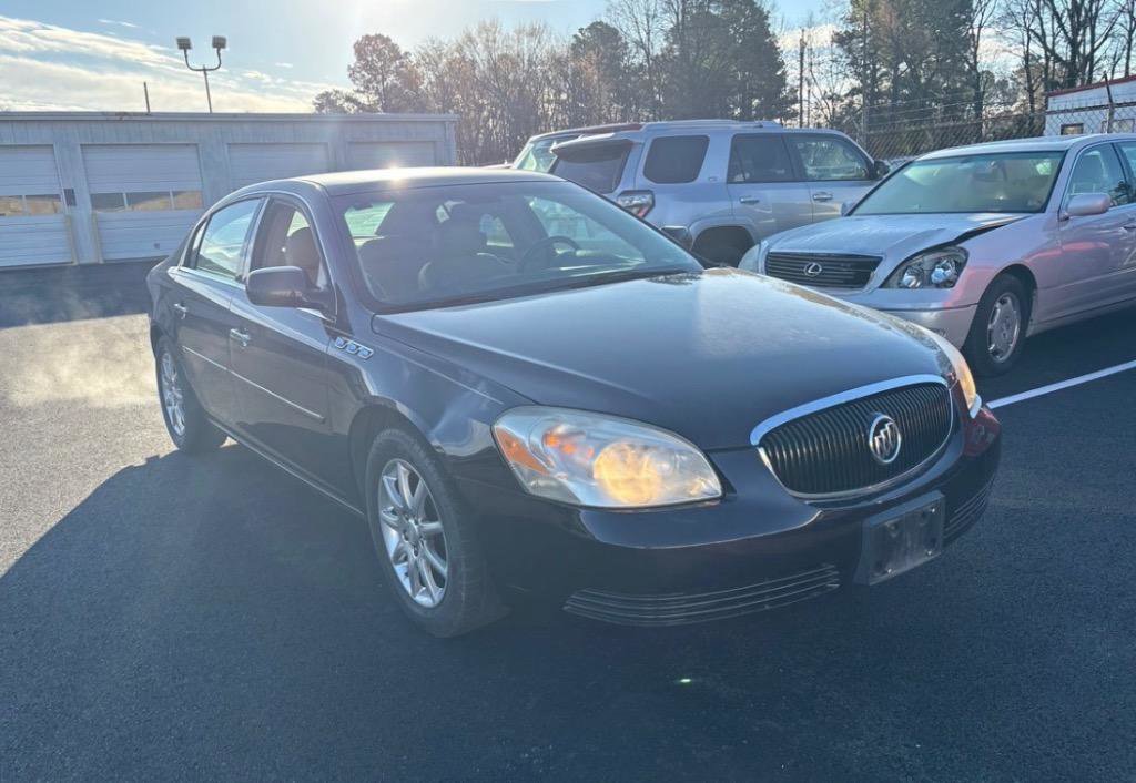 Used 2008 Buick Lucerne CXL w/ Driver Confidence Package FWD image 3