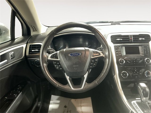 Used 2014 Ford Fusion SE w/ Equipment Group 202A image 12