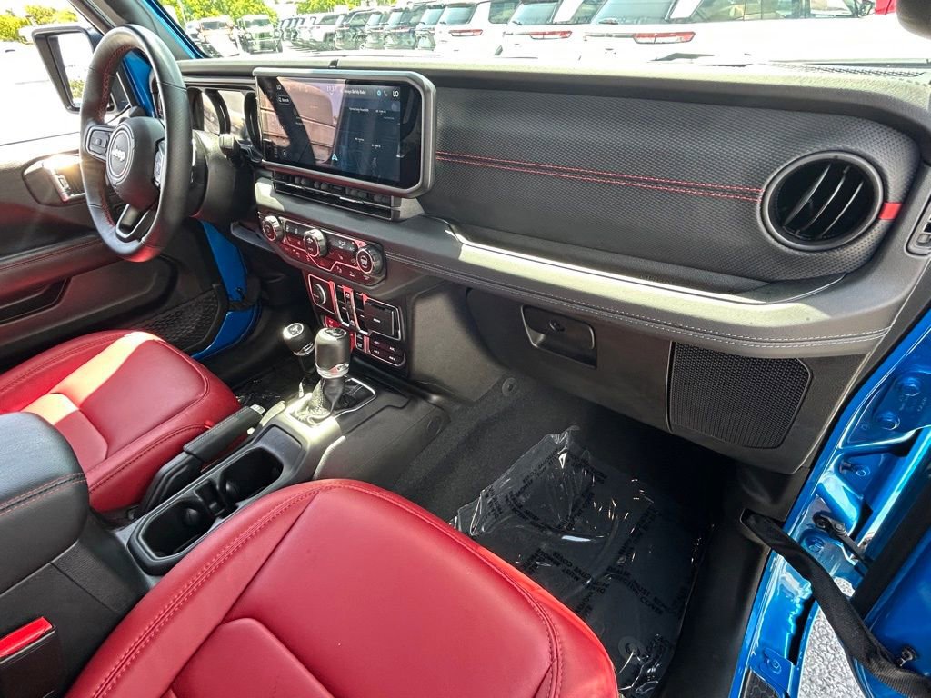 Used 2024 Jeep Wrangler Unlimited Rubicon 392 image 23