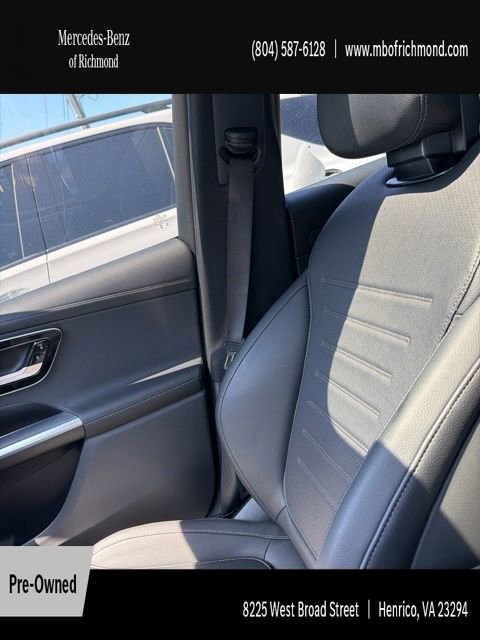 Used 2025 Mercedes-Benz GLC 300 4MATIC image 13