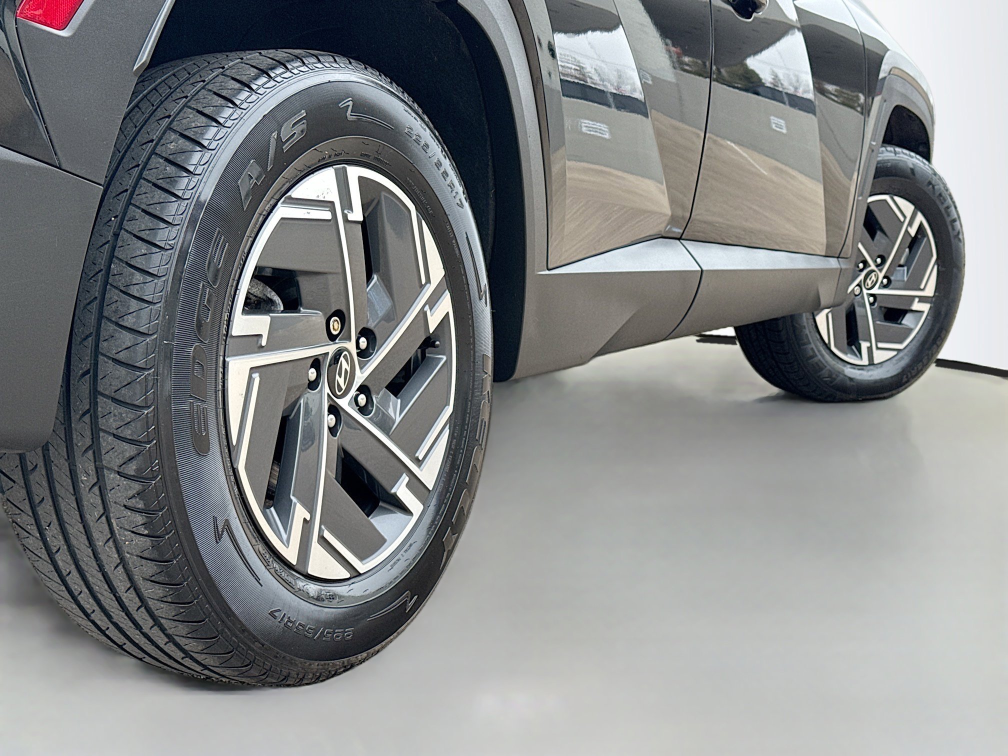 Used 2025 Hyundai Tucson Blue image 16