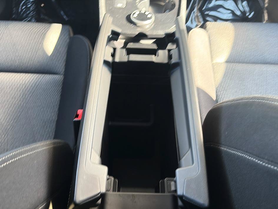Certified 2025 Nissan Rogue SV AWD/4WD image 34