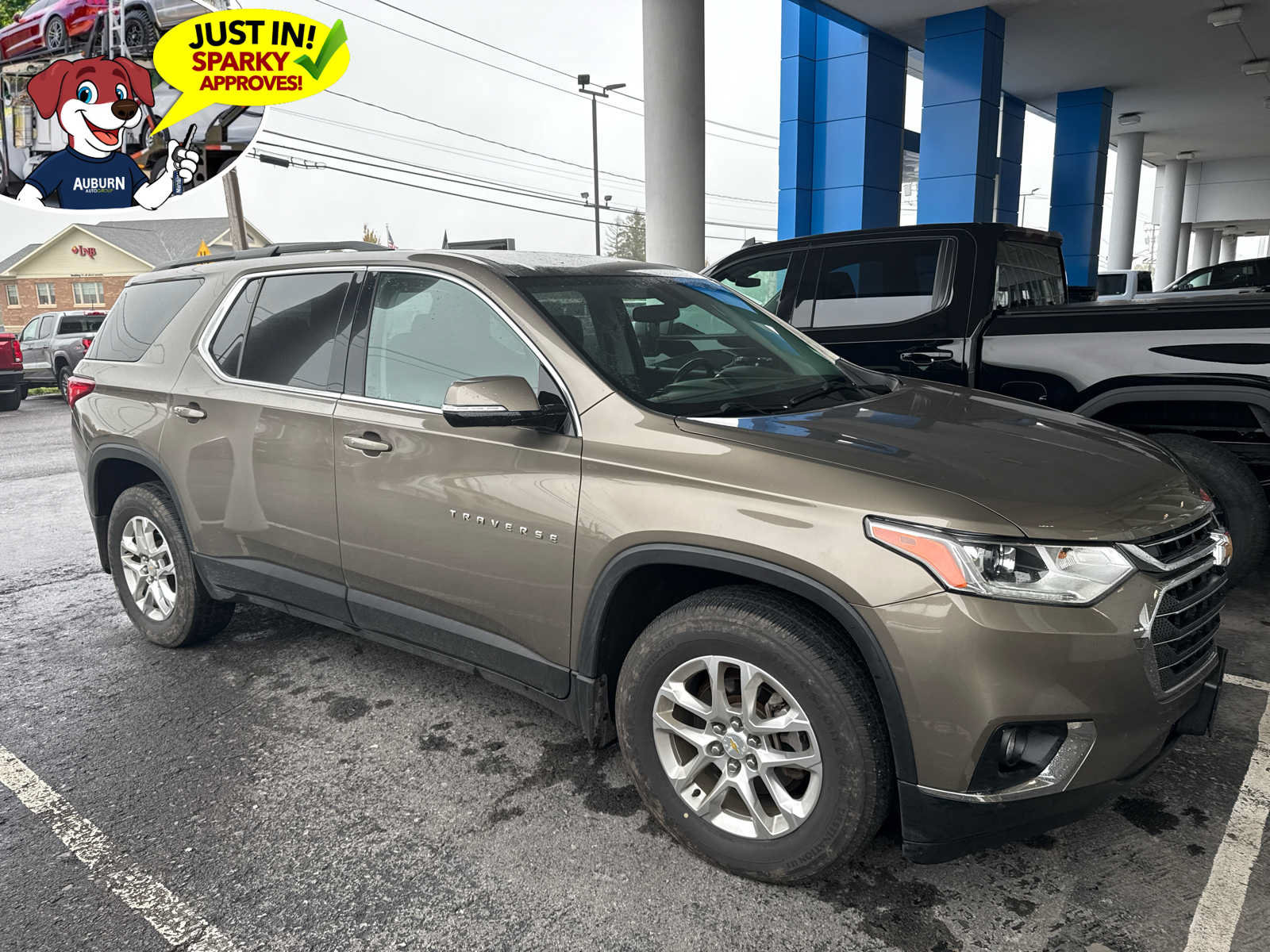 Used 2020 Chevrolet Traverse LT AWD/4WD image 2