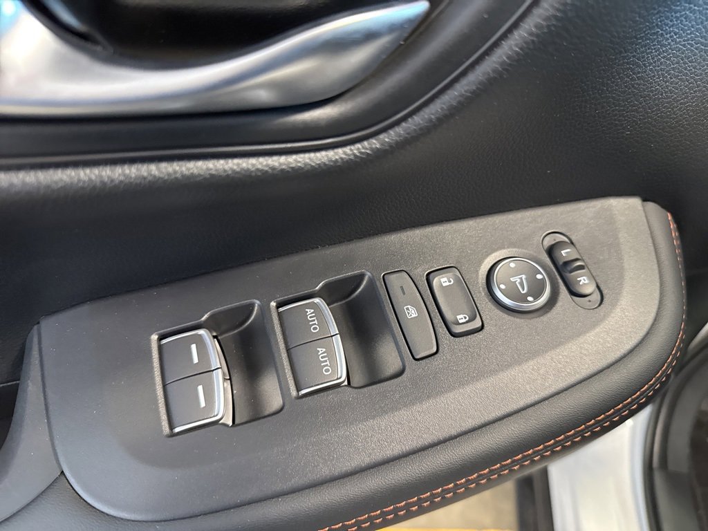 New 2025 Honda HR-V Sport image 16
