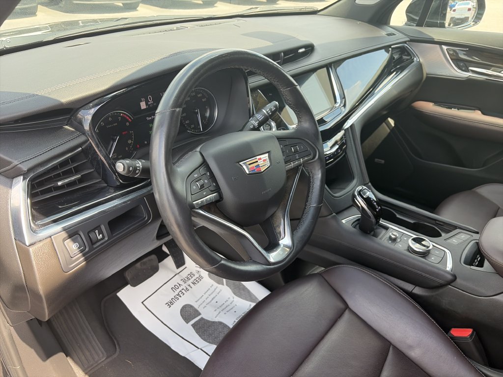Used 2023 Cadillac XT6 Premium Luxury FWD image 11