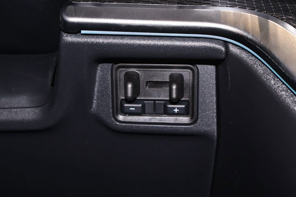 New 2026 Ford Expedition Platinum image 25