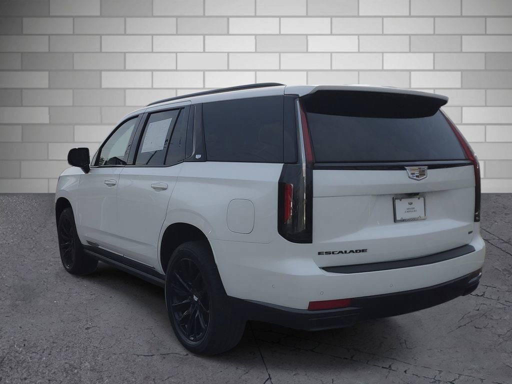Used 2023 Cadillac Escalade Sport Platinum w/ LPO, ONYX Package image 3