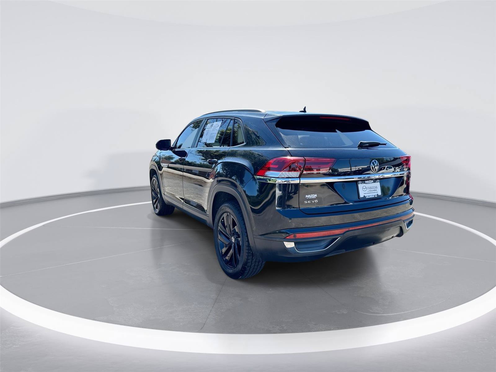 Used 2020 Volkswagen Atlas Cross Sport SE FWD image 7