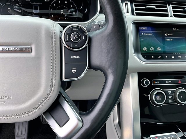 Used 2017 Land Rover Range Rover HSE image 21