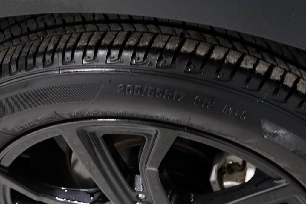 Certified 2023 Nissan Kicks SR w/ SR Premium Package image 20