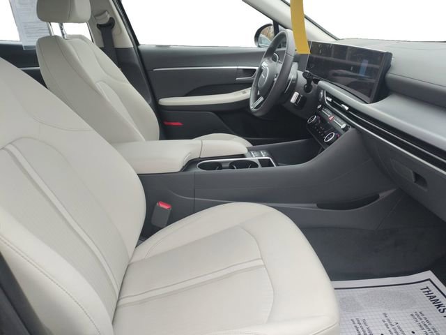 Certified 2024 Hyundai Sonata SEL w/ Convenience Package image 15