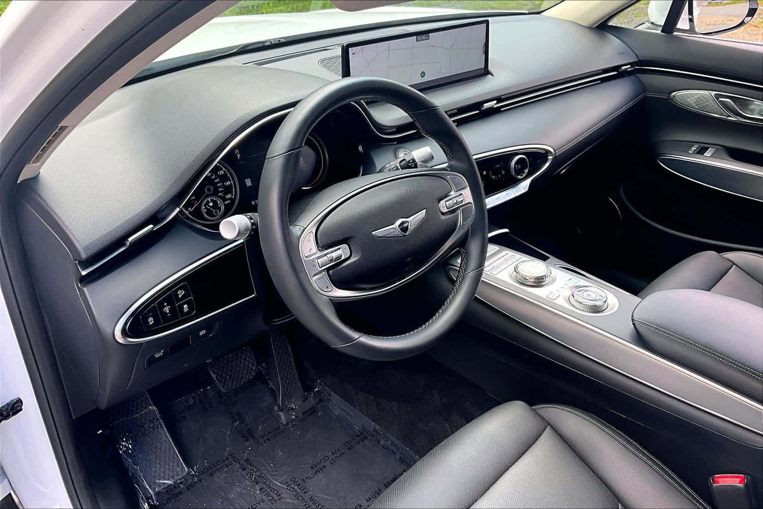 Used 2023 Genesis GV70 2.5T w/ Select Package AWD/4WD image 18