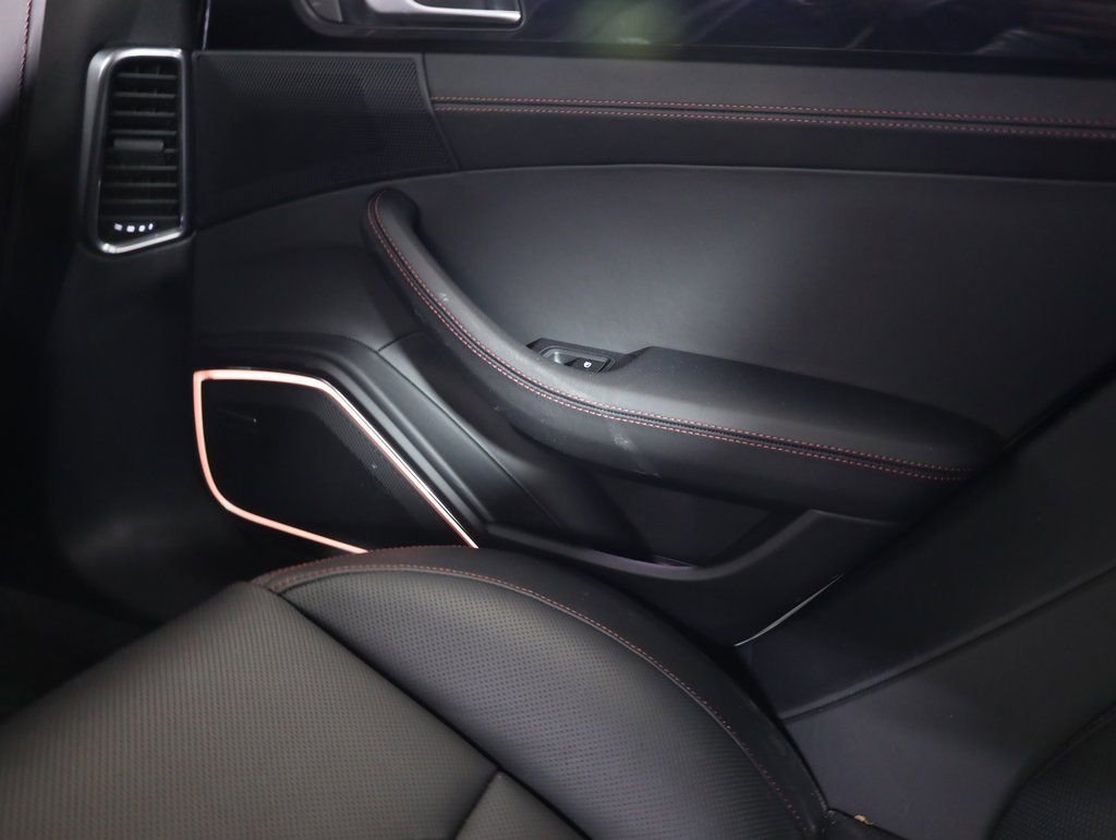 Used 2023 Porsche Panamera 4S image 44