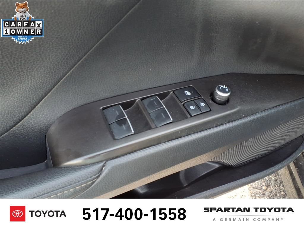 Used 2023 Toyota Camry XSE image 14