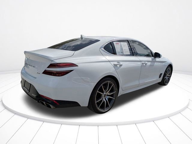 Used 2023 Genesis G70 2.0T image 4
