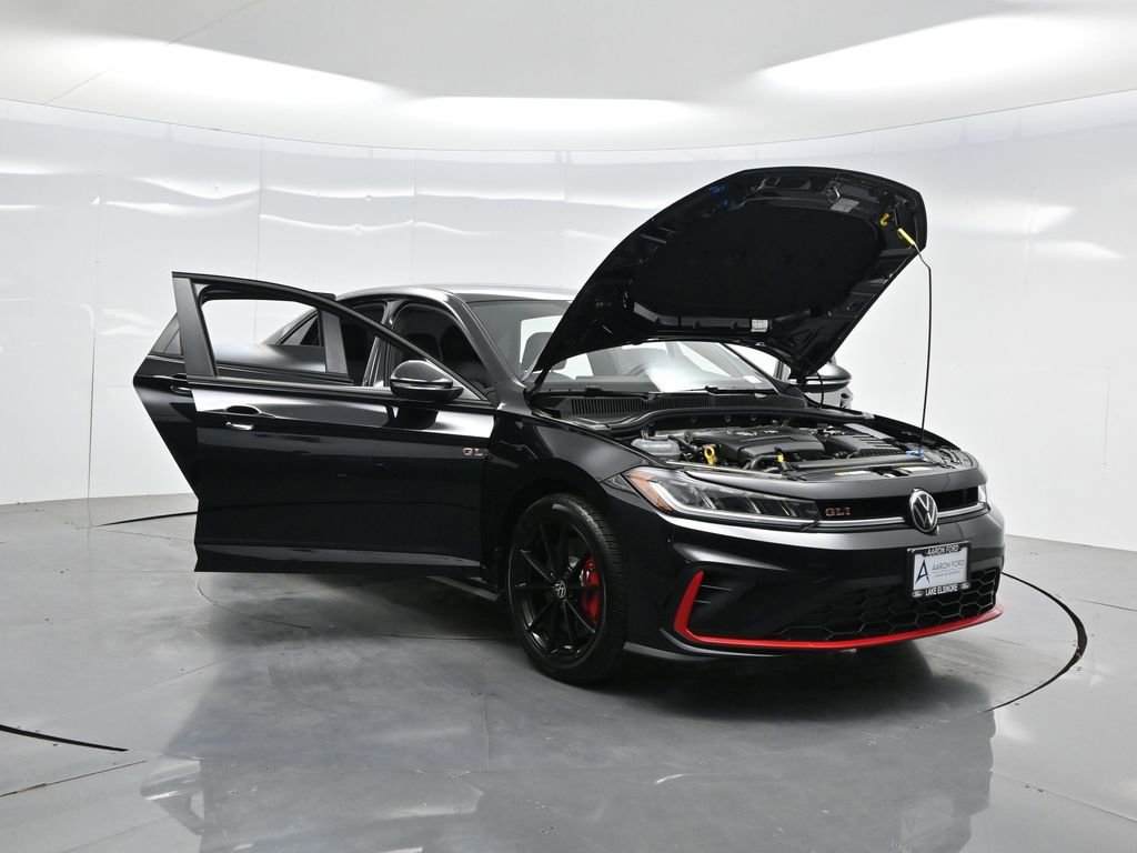 Used 2025 Volkswagen Jetta GLI Autobahn w/ GLI Black Package image 37