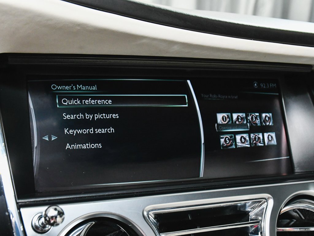 Used 2018 Rolls-Royce Ghost image 28