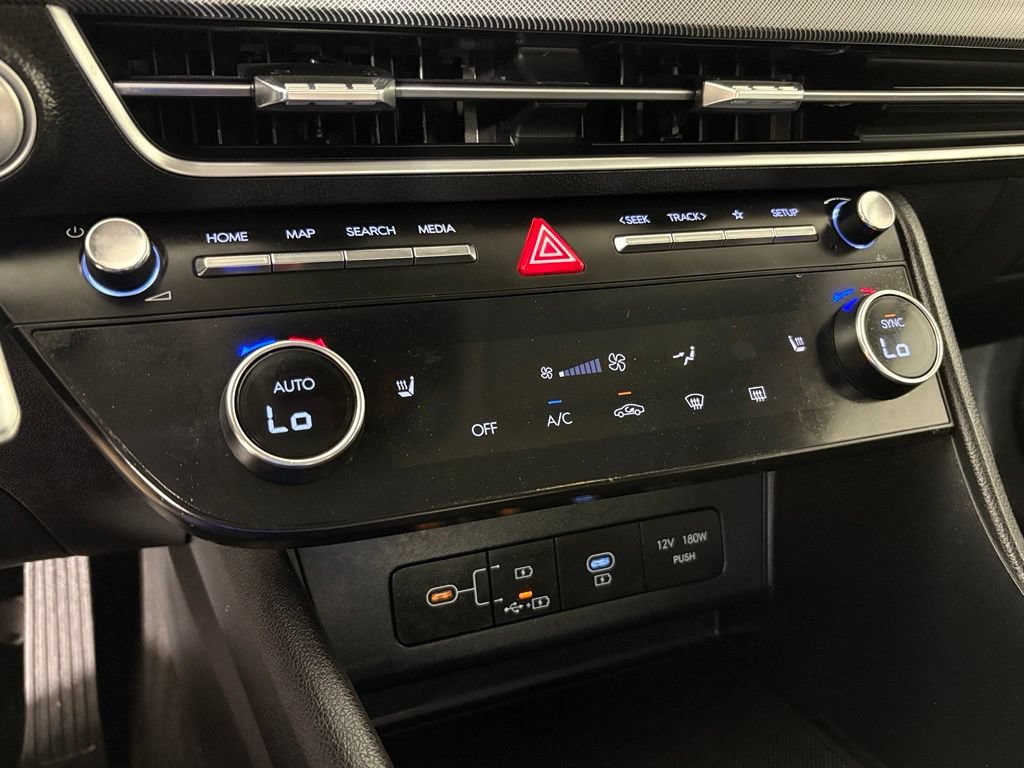 Used 2025 Hyundai Sonata SEL FWD image 32