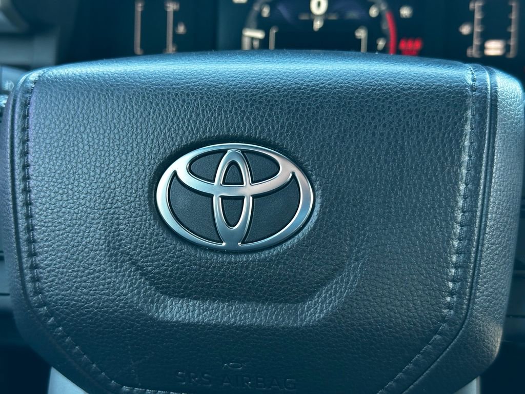 Used 2025 Toyota Tacoma SR5 image 50