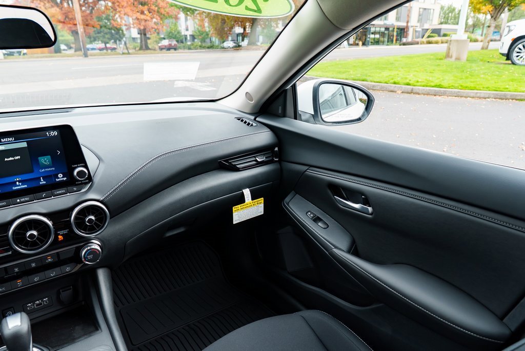 New 2025 Nissan Sentra SV w/ Trunk Package image 10