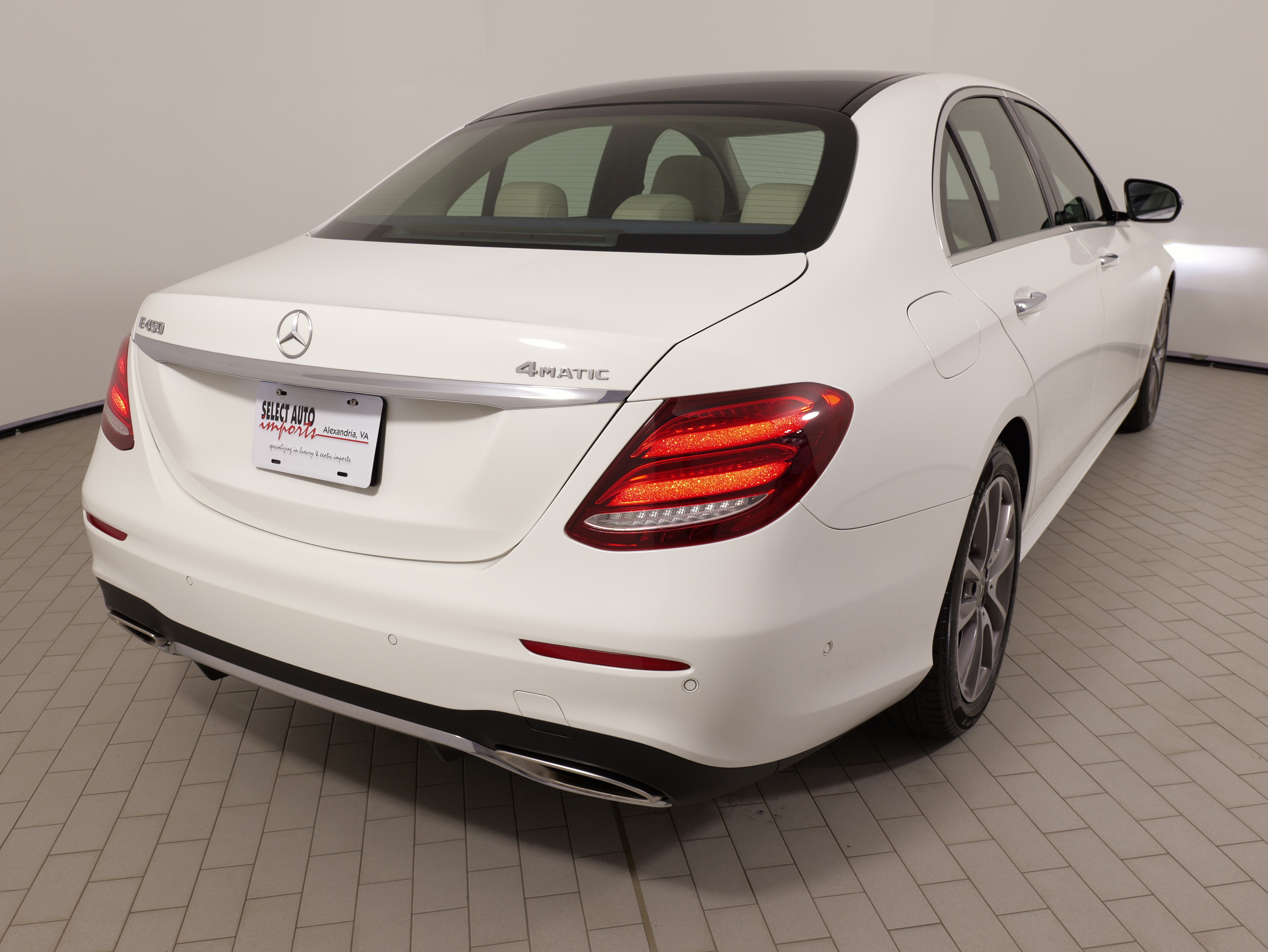 Used 2020 Mercedes-Benz E 450 4MATIC Sedan image 13