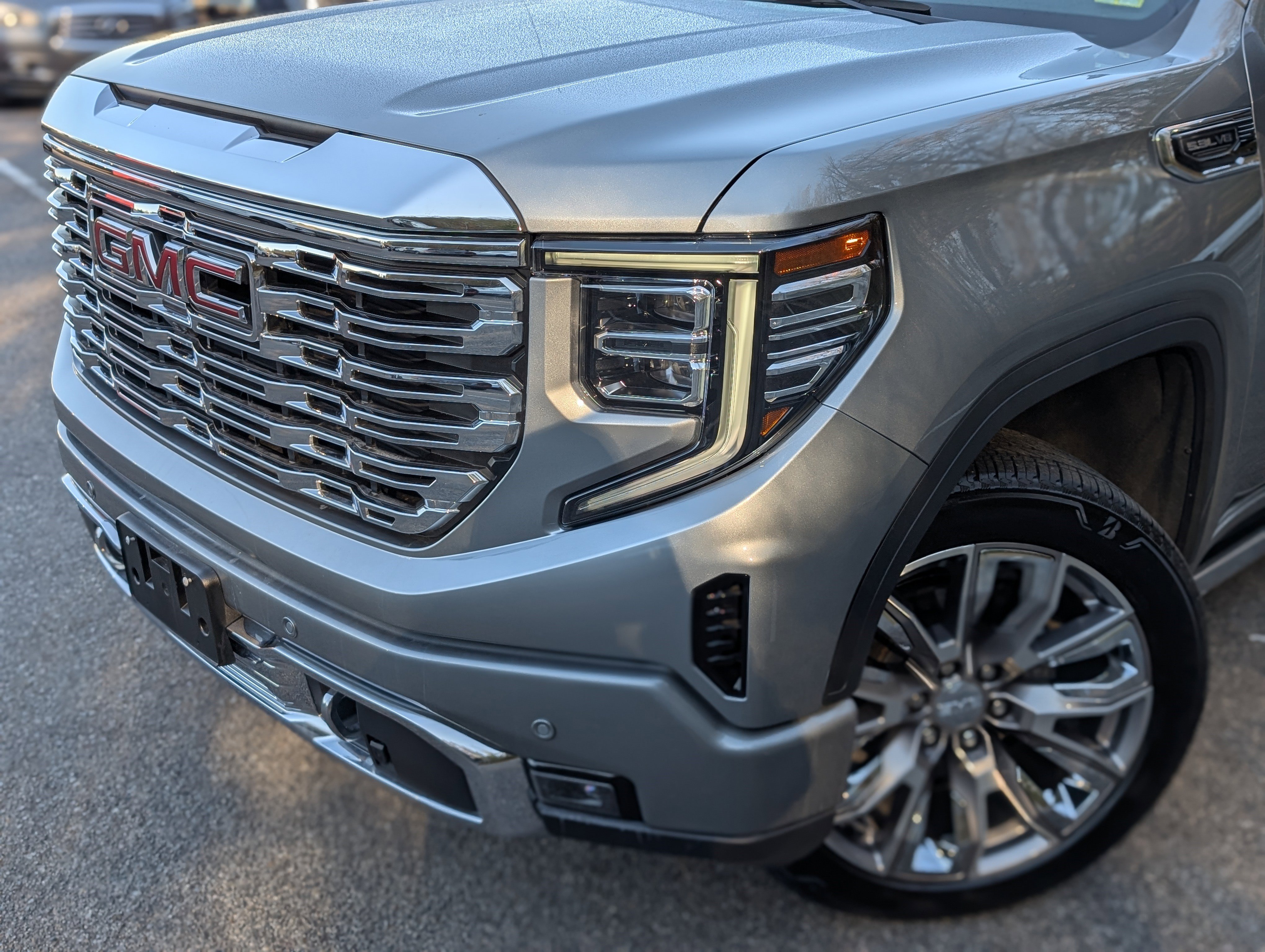 Used 2024 GMC Sierra 1500 Denali w/ Denali Reserve Package image 13