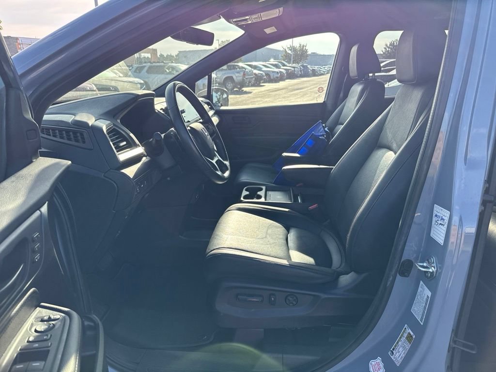Used 2025 Honda Odyssey Sport-L image 17