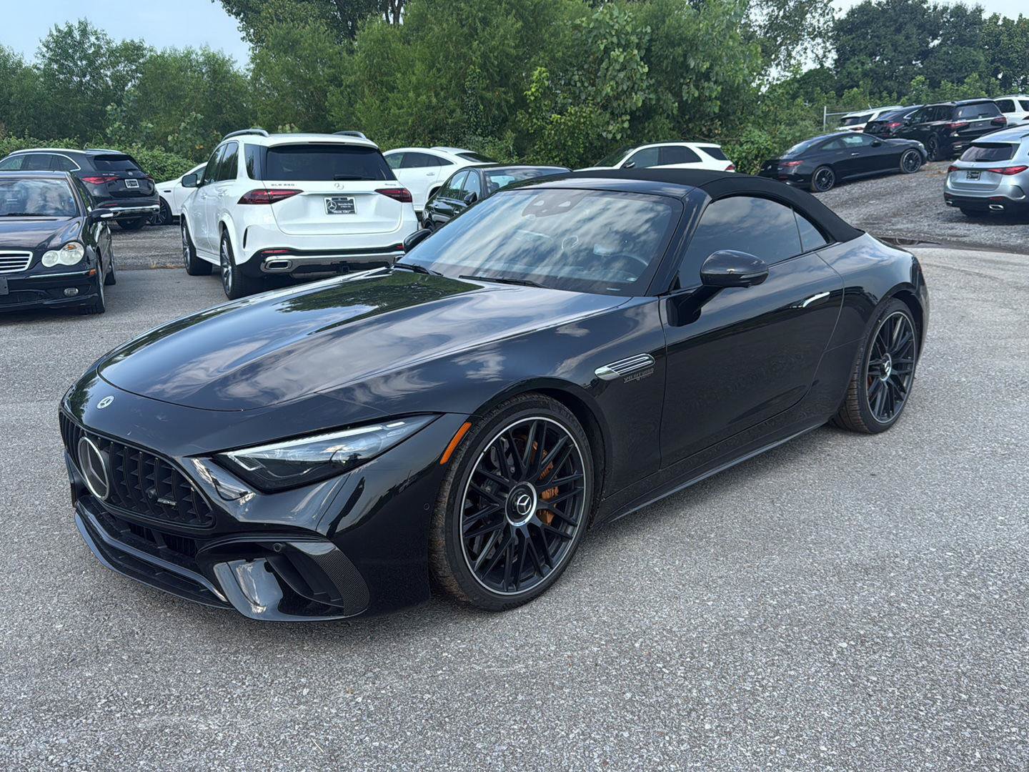 Used 2022 Mercedes-Benz SL 63 AMG 4MATIC video 1