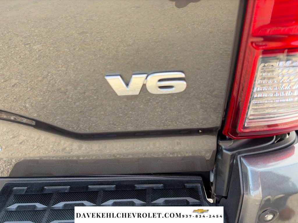 Used 2016 Toyota Tacoma TRD Sport AWD/4WD image 41