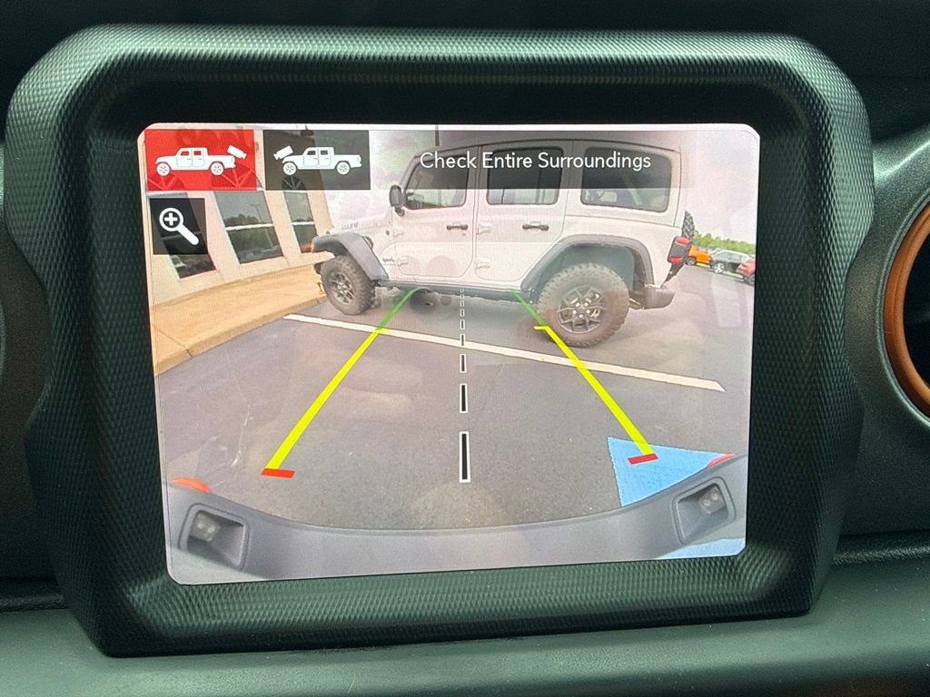 Used 2023 Jeep Gladiator Mojave w/ LED Lighting Group AWD/4WD image 21