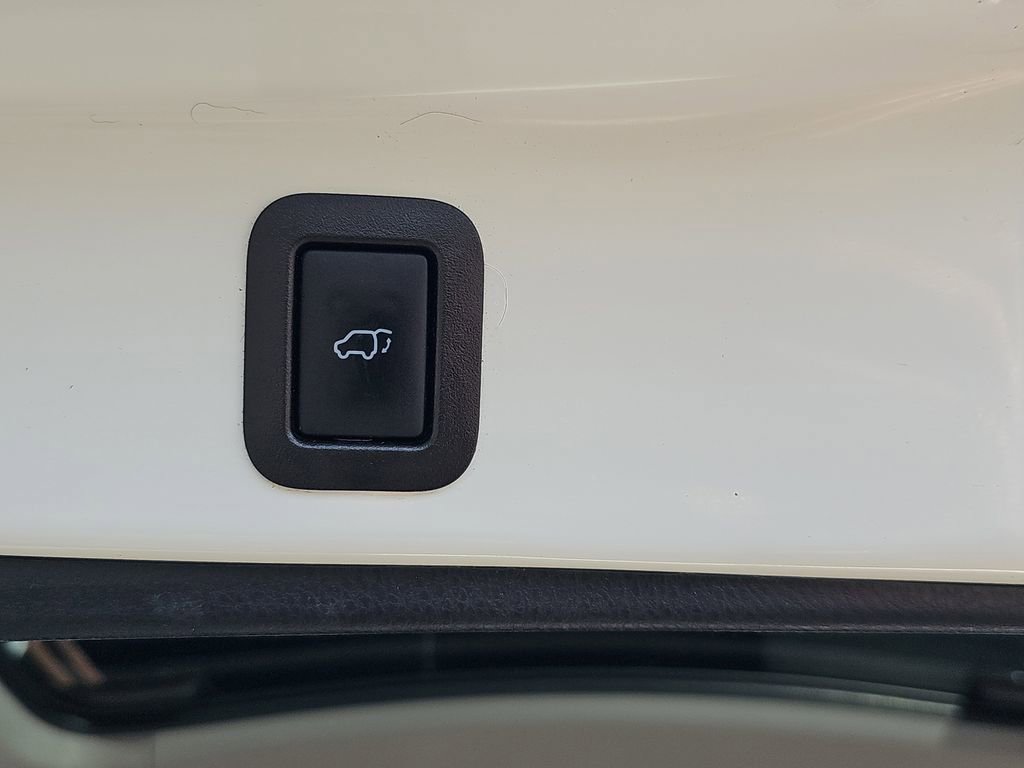 Used 2018 Toyota Highlander Limited Platinum AWD/4WD image 17