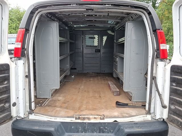 Used 2020 Chevrolet Express 2500 w/ Driver Convenience Package image 2