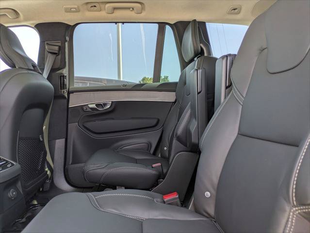 New 2026 Volvo XC90 T8 Ultra w/ Lounge Package AWD/4WD image 12