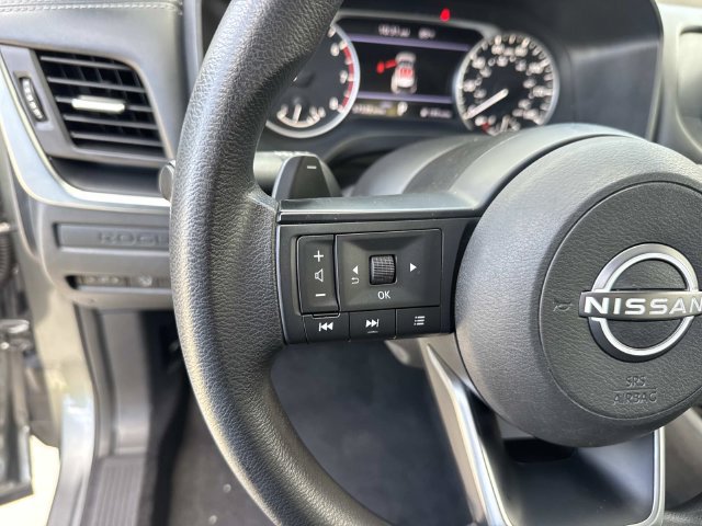 Used 2023 Nissan Rogue S AWD/4WD image 22