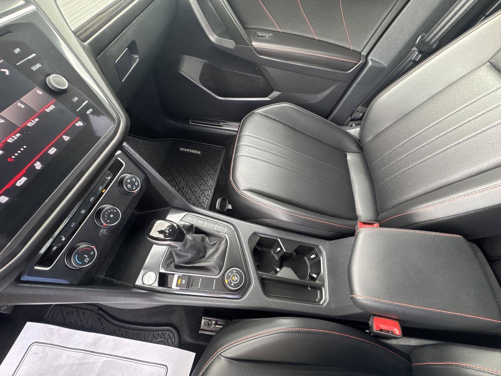 Used 2024 Volkswagen Tiguan Wolfsburg Edition AWD/4WD image 28