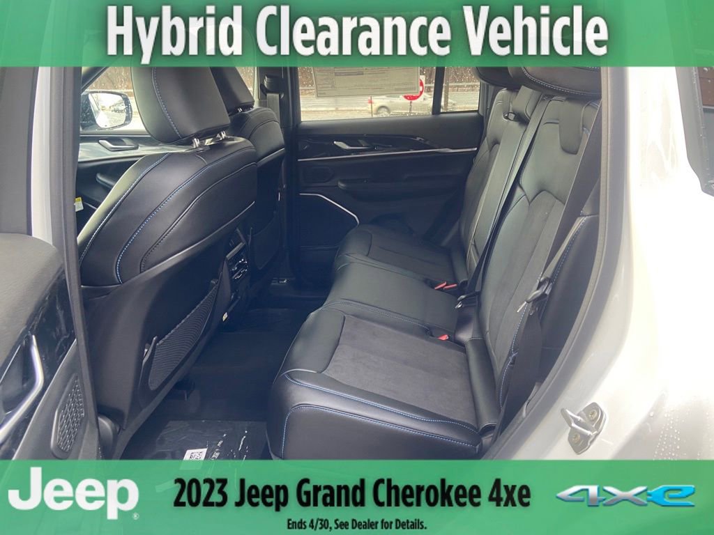 New 2023 Jeep Grand Cherokee Trailhawk image 15