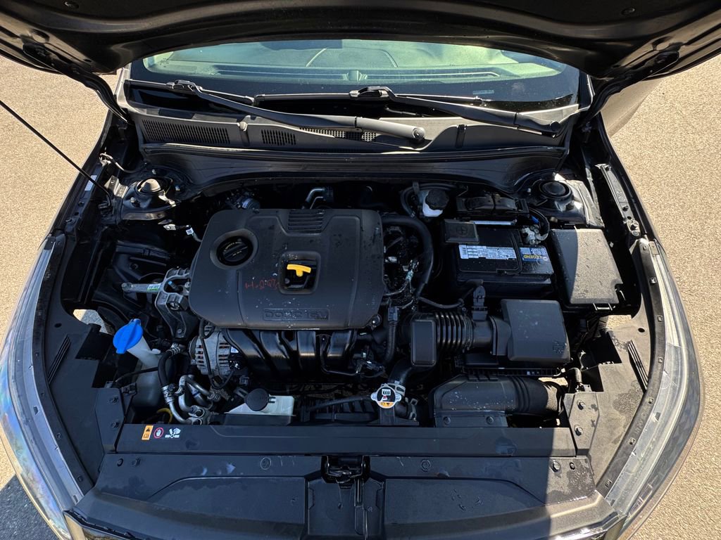 Used 2022 Kia Forte LXS FWD image 12