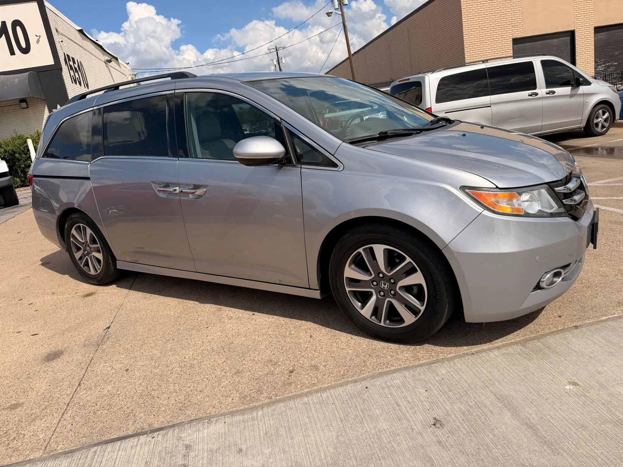 Used 2016 Honda Odyssey Touring image 6