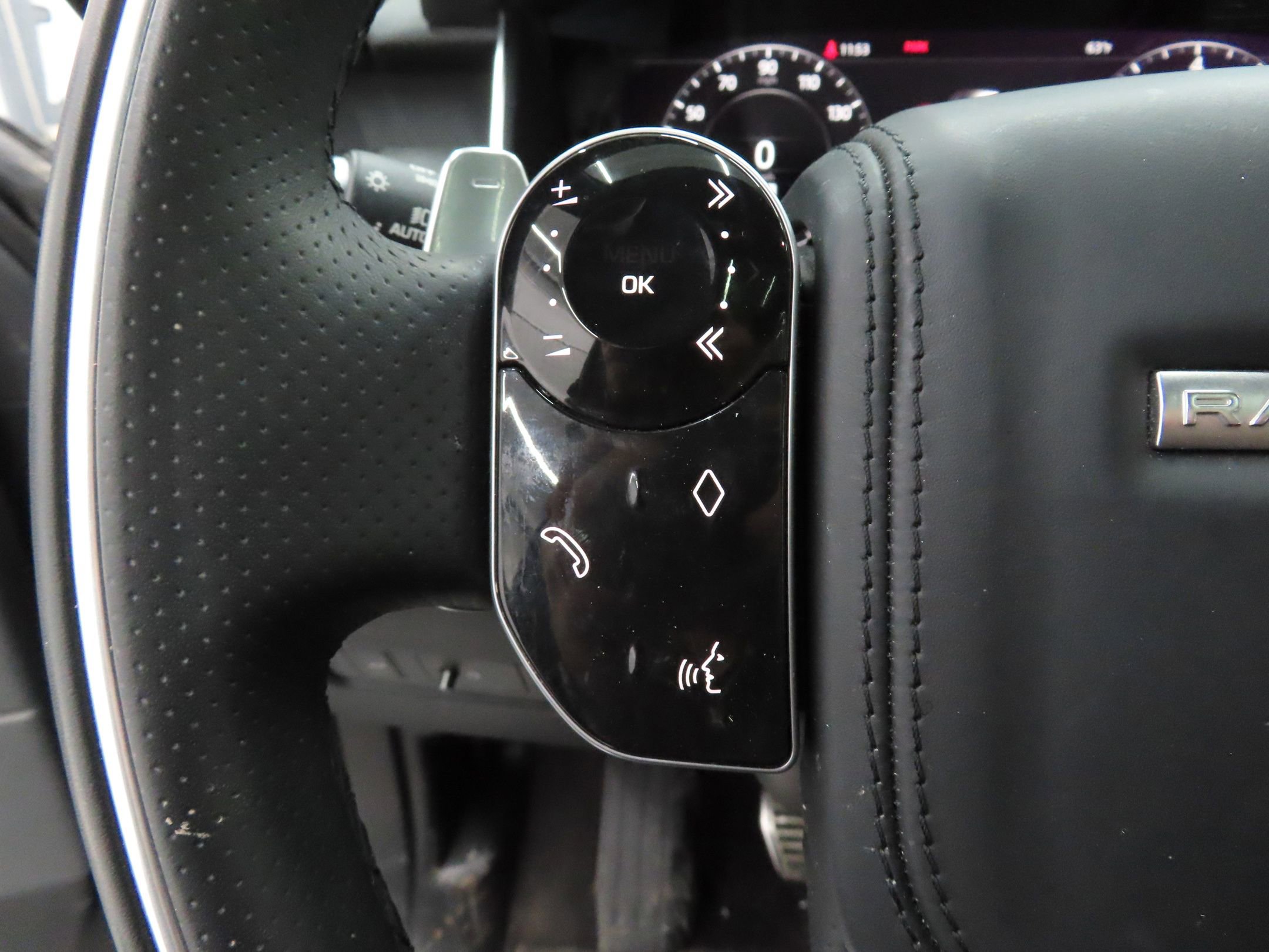 Used 2022 Land Rover Range Rover Sport Autobiography image 12