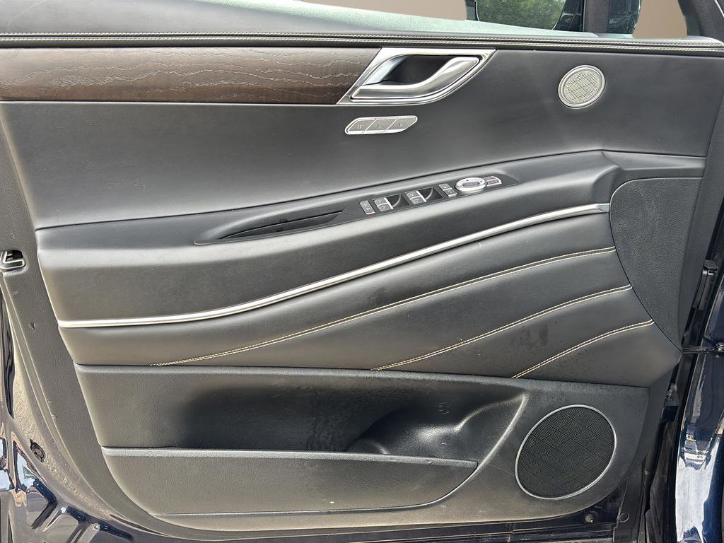 Certified 2024 Genesis GV80 2.5T image 15