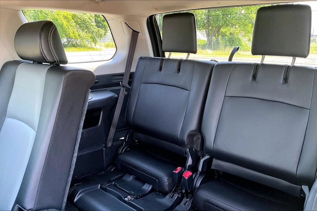 Used 2017 Toyota 4Runner SR5 Premium AWD/4WD image 35
